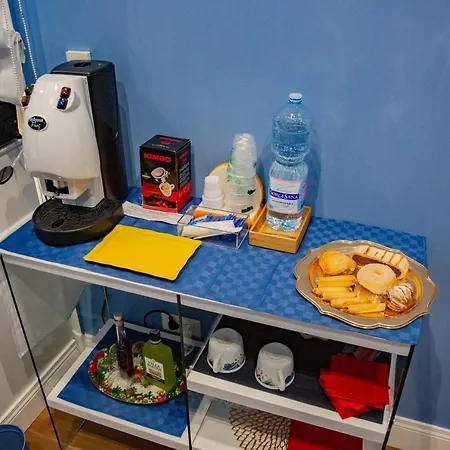 招待所 Cuorenapoletano 那不勒斯